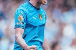 德布劳内迎来十赛季出色发挥，MAD观众热烈欢呼！