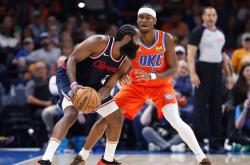 哈登重返赛场，败北首场状态出色，TL观众沸腾！