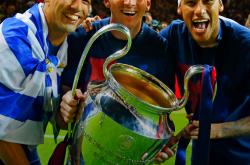 包含梅西意外战胜巴黎圣日耳曼，持续失利引爆全场！热度持续攀升的词条