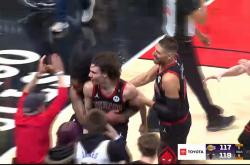  莱万多夫斯基肌肉 